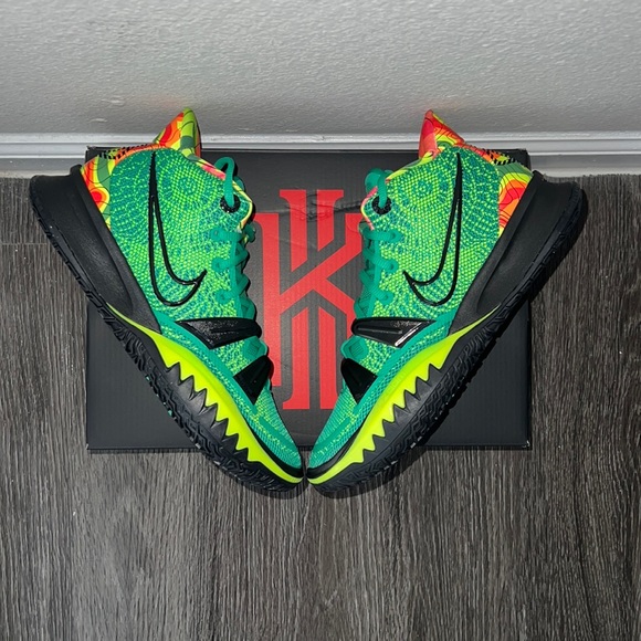 Nike Other - Kyrie 7 Stadium Green